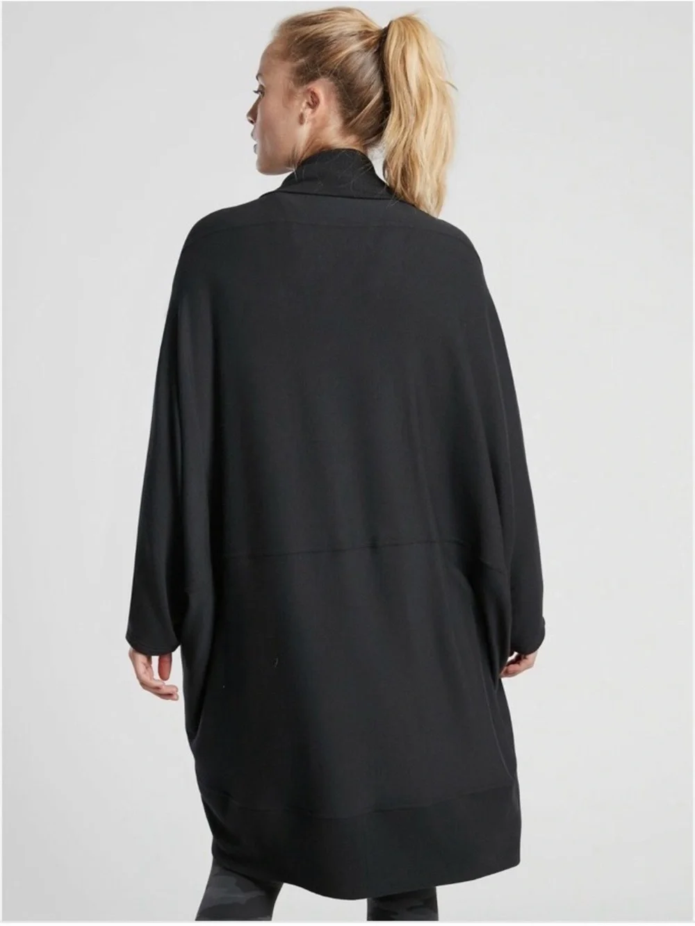 Athleta Black Ethereal Cocoon Wrap - Picture 3 of 5